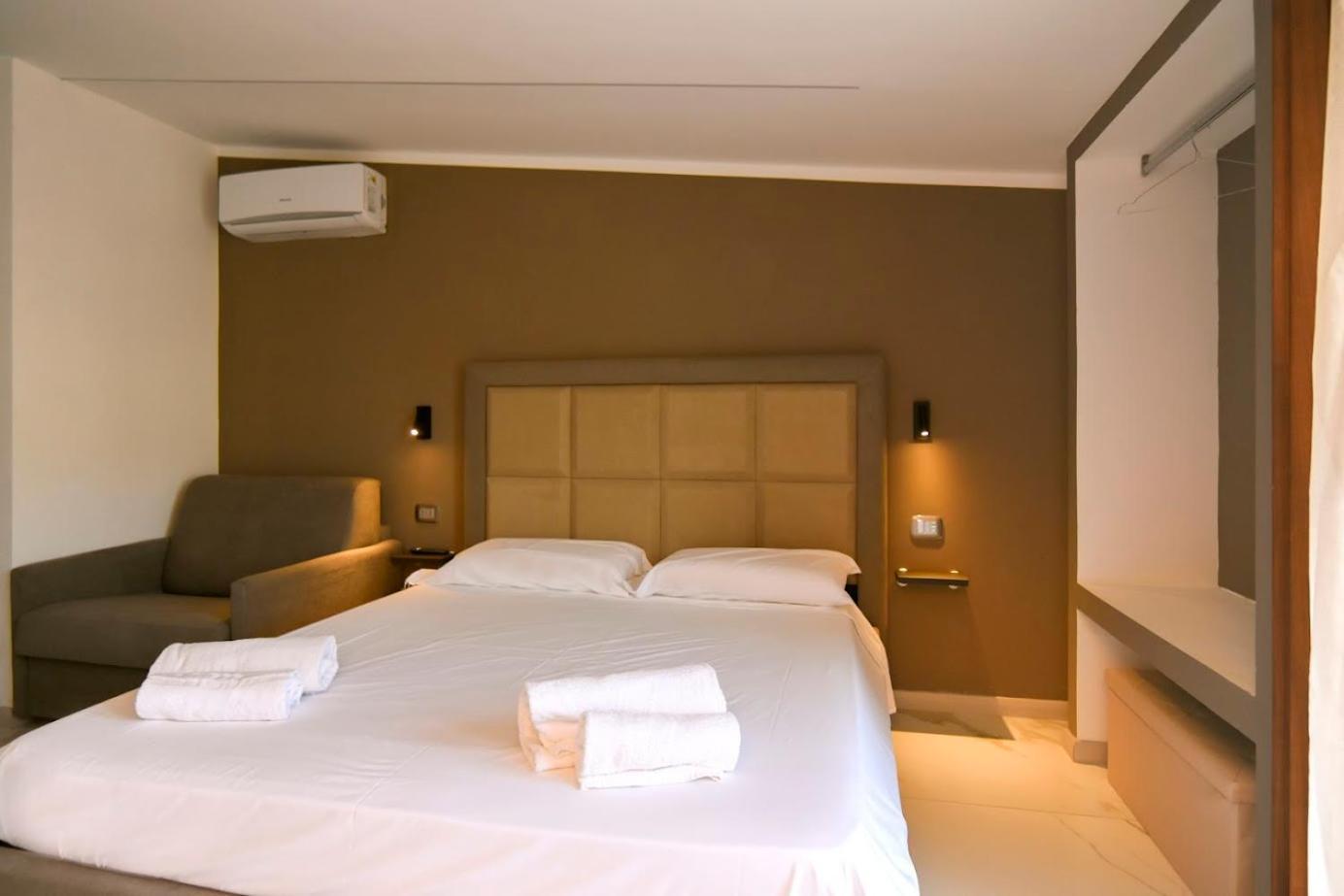 Belma Aparthotel And Rooms Марина ди Камерота Екстериор снимка